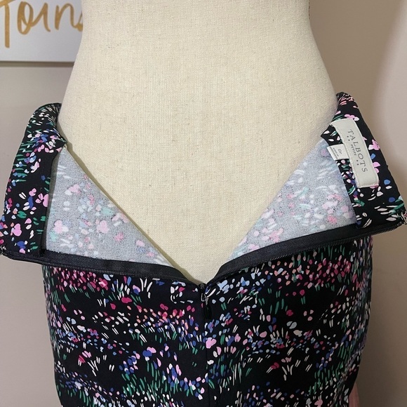 Talbots Field of Tulips Cotton Blend Pencil Skirt Sz. 8 Petite - Picture 7 of 10